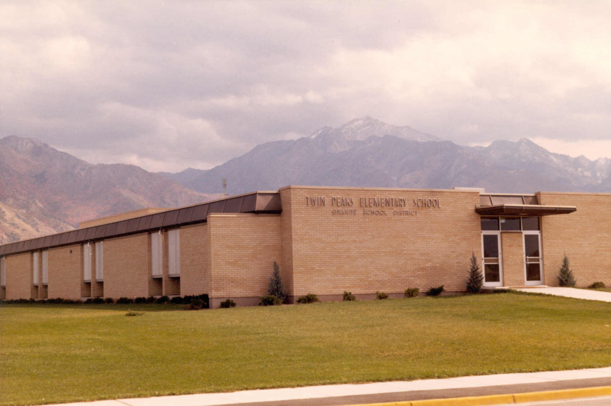 Twin Peaks Elementary School